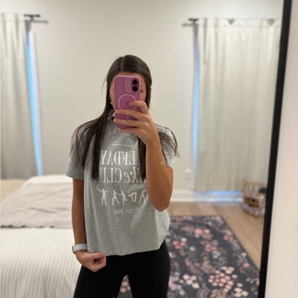 NWT Halfdays tshirt size xs